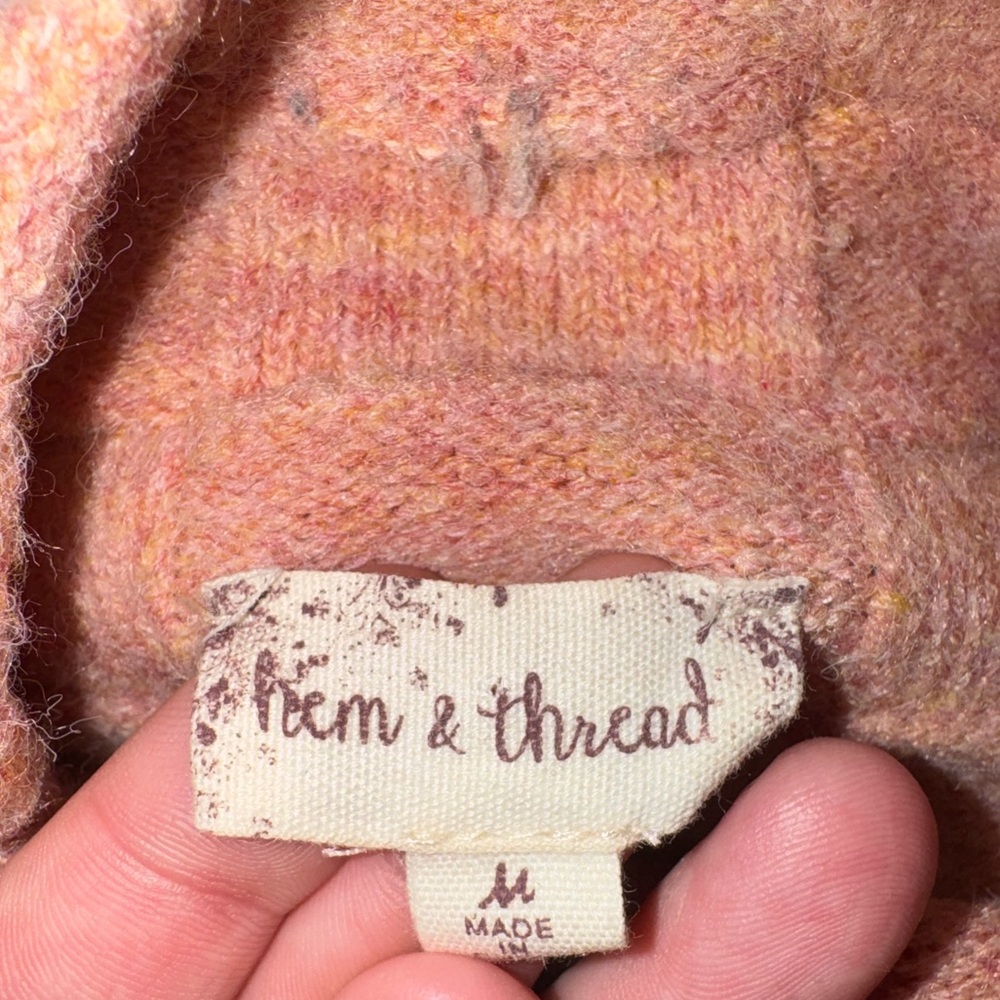 Hem & Thread Peach Mock Neck Sweater Women’s Medium - Picture 3 of 4